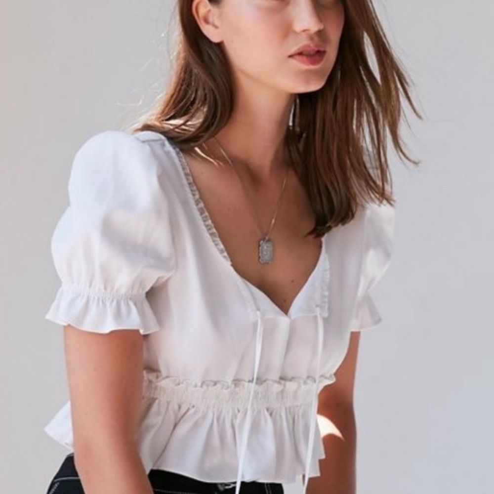 LIONESS WHITE RUFFLE CROP TOP - Picture 6 of 9